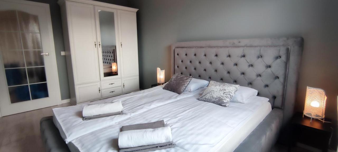 Labo Apartment Fort Wola Varšava Exteriér fotografie